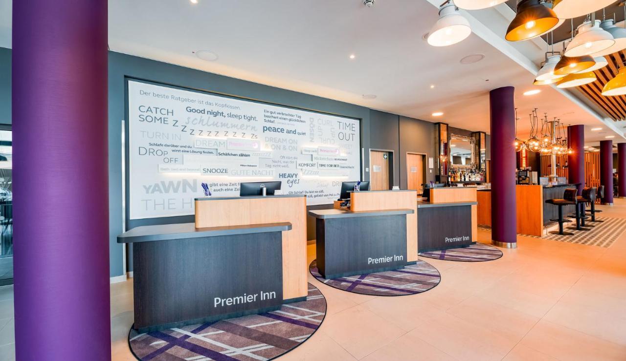 Premier Inn Mannheim City Centre Exterior foto